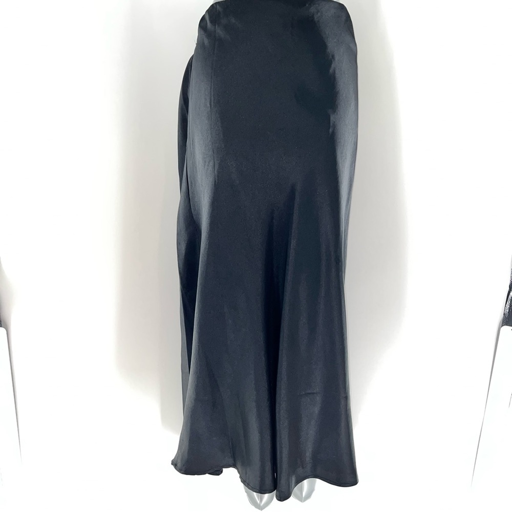 Truth NYC Black Bias Cut Gently Flared Maxi Skirt-L